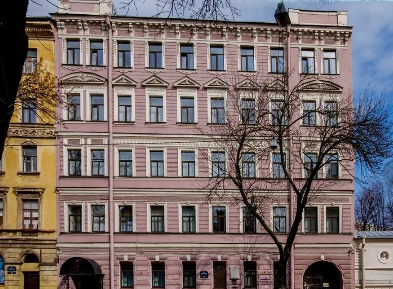 фасад дома, здание по адресу г Санкт-Петербург, линия 4-я В.О., д 17